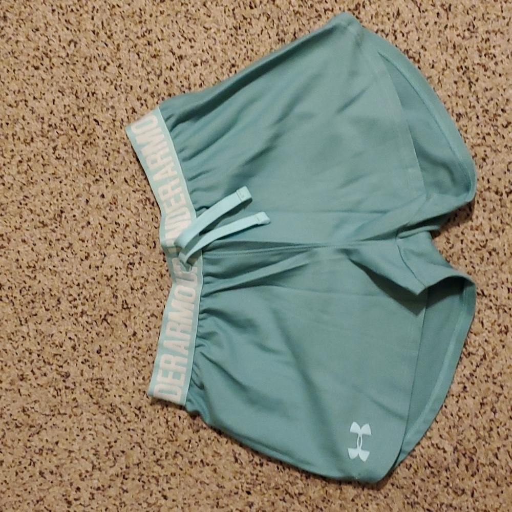 NWOT Under Armour Athletic Sport Shorts